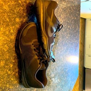 Nike. NikeFlex. Men’s 8.5